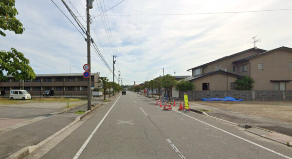 前面道路融雪つき