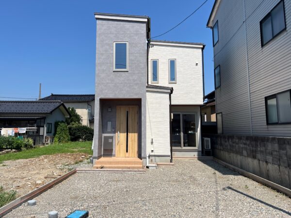 カップボード　ゴミ箱つき